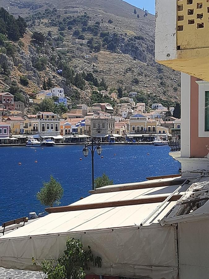 Harbour View Apartment Sými Luaran gambar